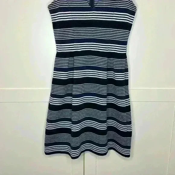 Madewell Gallerist Ponte V-Neck Dress Size XS - Picture 3 of 14